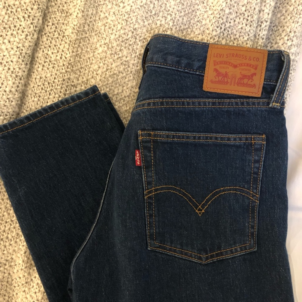 Levi’s Wedgie Fit jeans NWOT
